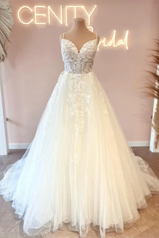 A-Line Spaghetti Straps Sweetheart Tulle Wedding Dress