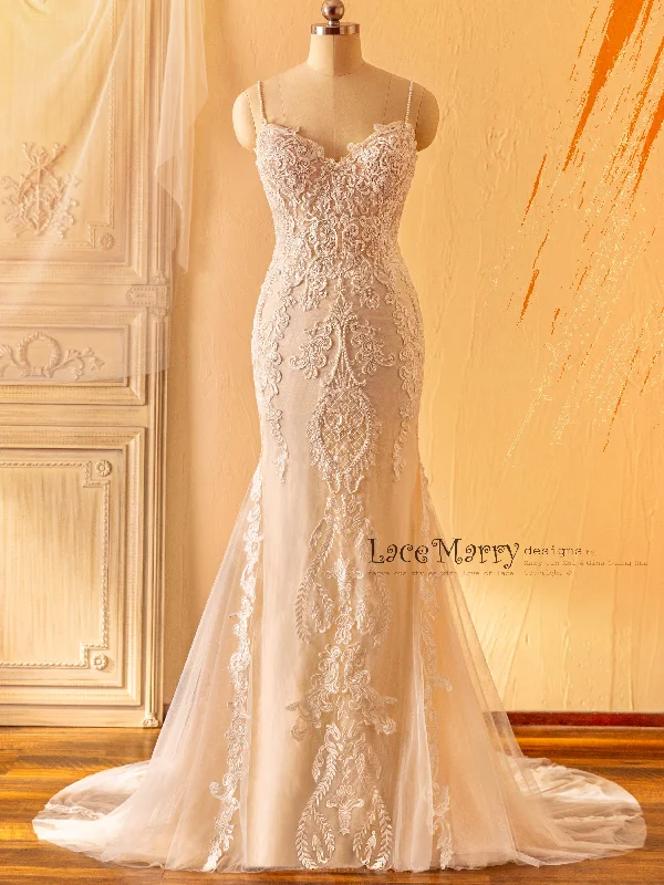 ARIA / Amazing Wedding Dress with Swirl Appliques