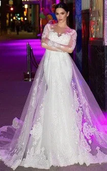 Casual Bateau Long Sleeve Court Train Tulle A Line Wedding Dress with Appliques-716260