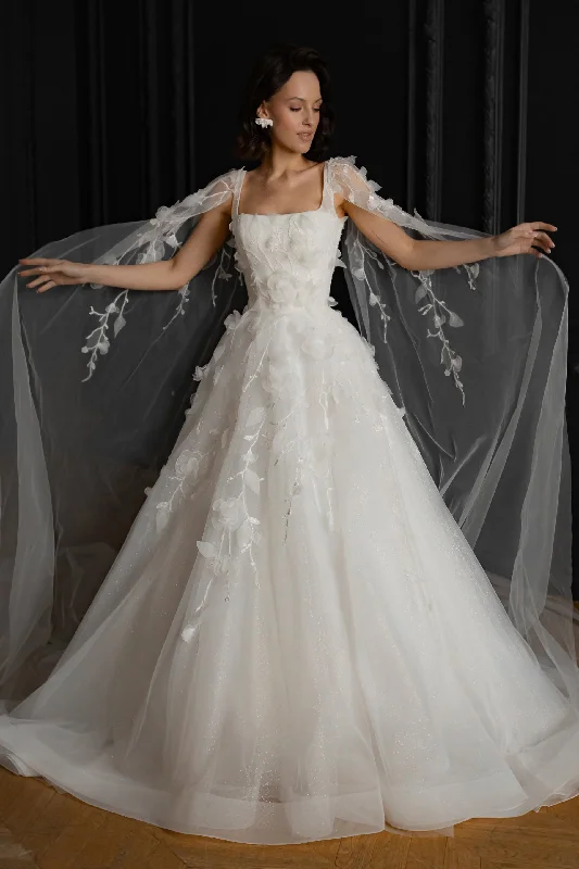 Floral Lace Wedding Dress Chyanne with Detachable Wings