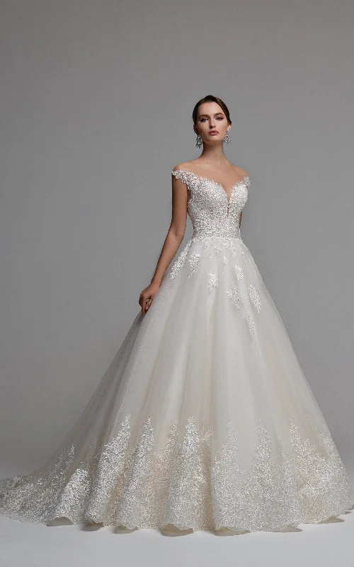 Princess Fairy Ball Gown V-neck Tulle Wedding Gown with Appliques-716123